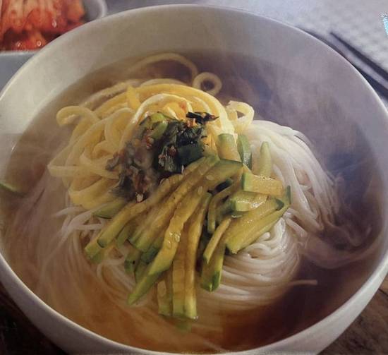 BOGO Janchi Guksu 잔치국수 鸡蛋蔬菜热面
